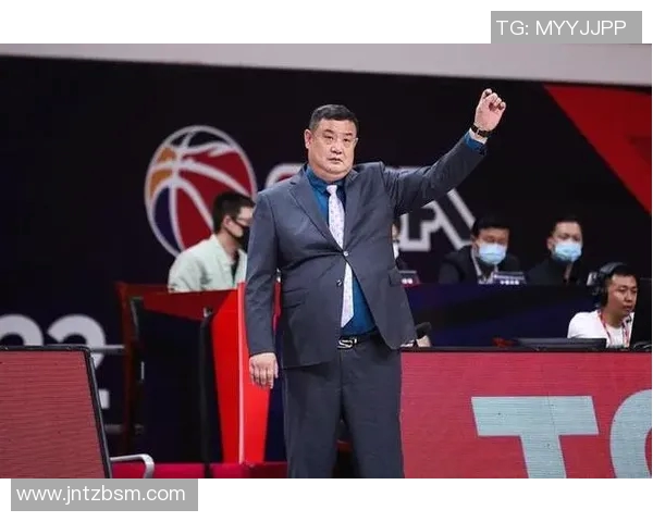 姚明佳的职业生涯与成就概述及个人发展历程分析