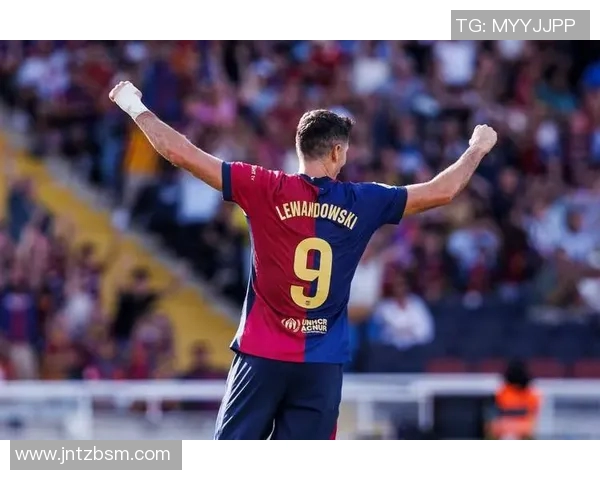 巴萨签下新后卫，球队锋线实力进一步增强