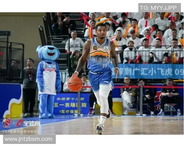 昆汀·皮特森:CBA最受关注球员,球迷心中的偶像 昆汀·皮特森:CBA最受关注球员,球迷心中的偶像